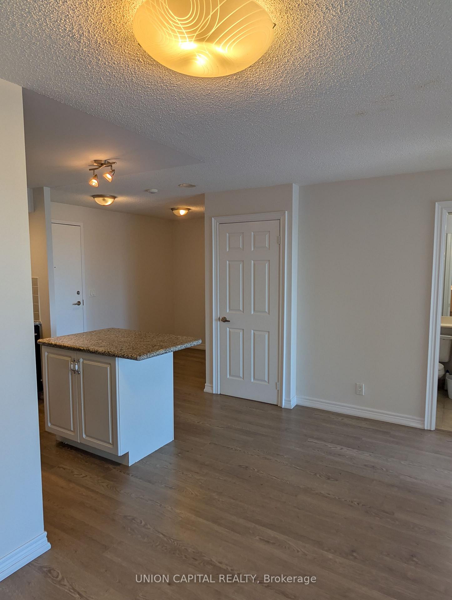 Photo 12 of Unit 1133, 33 Cox Boulevard, Markham, Unionville — HOMEH