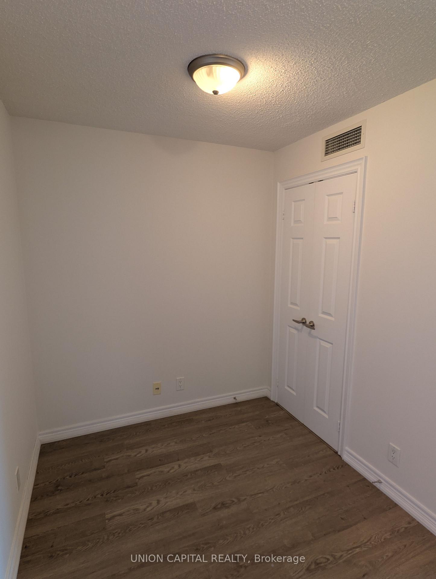 Photo 14 of Unit 1133, 33 Cox Boulevard, Markham, Unionville — HOMEH