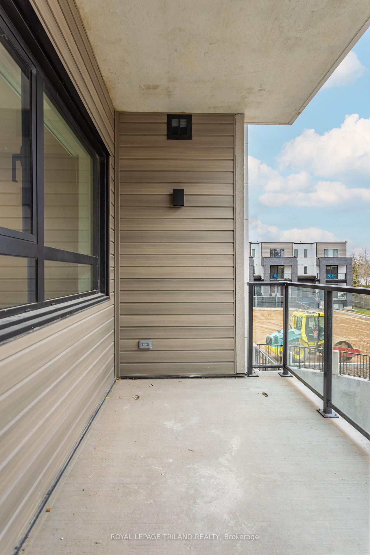 Photo 11 of Unit 502, 1405 Stackhouse Avenue, London, North G — HOMEH
