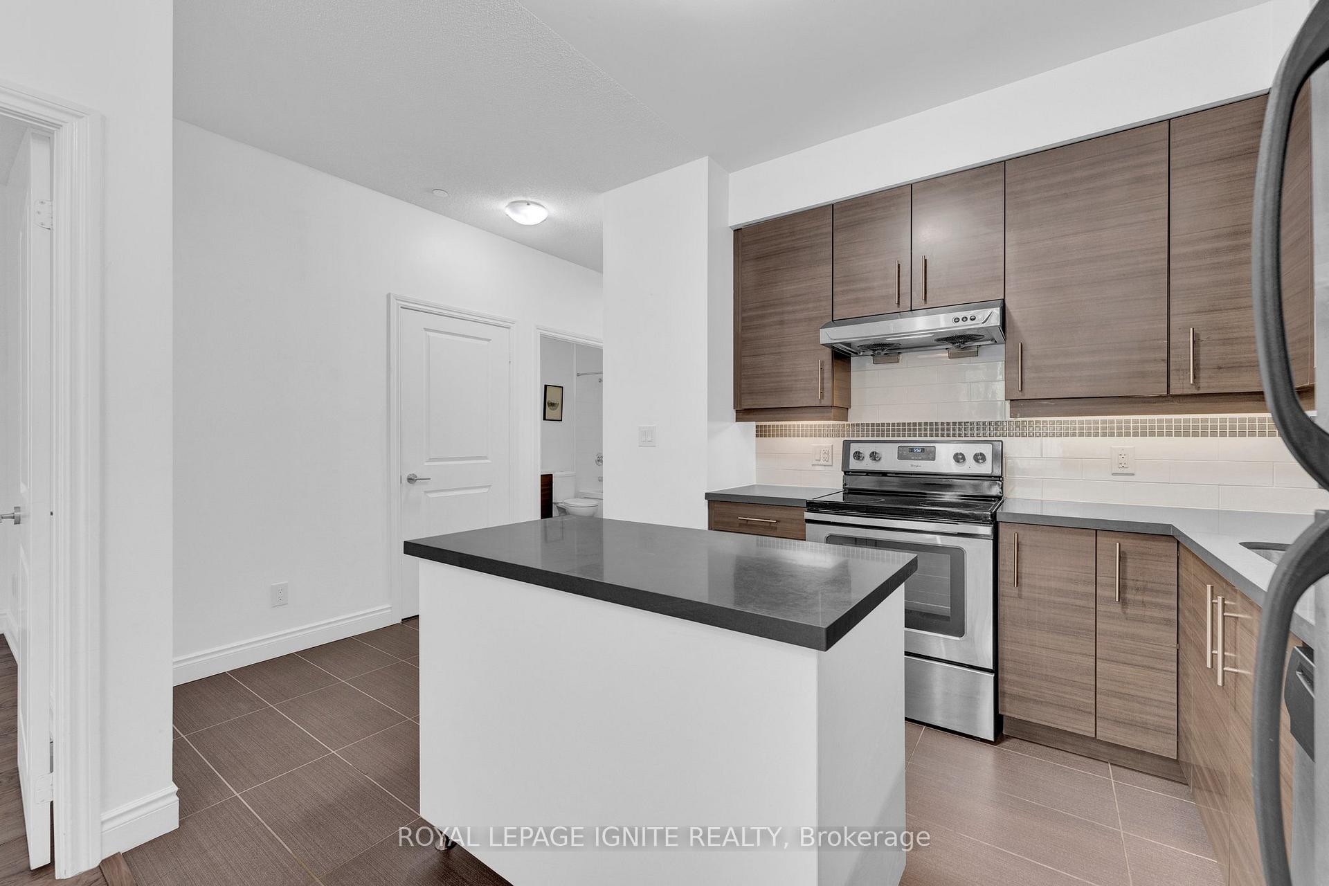 Photo 13 of Unit 102, 277 South Park Road, Markham, Commerce Valley — HOMEH