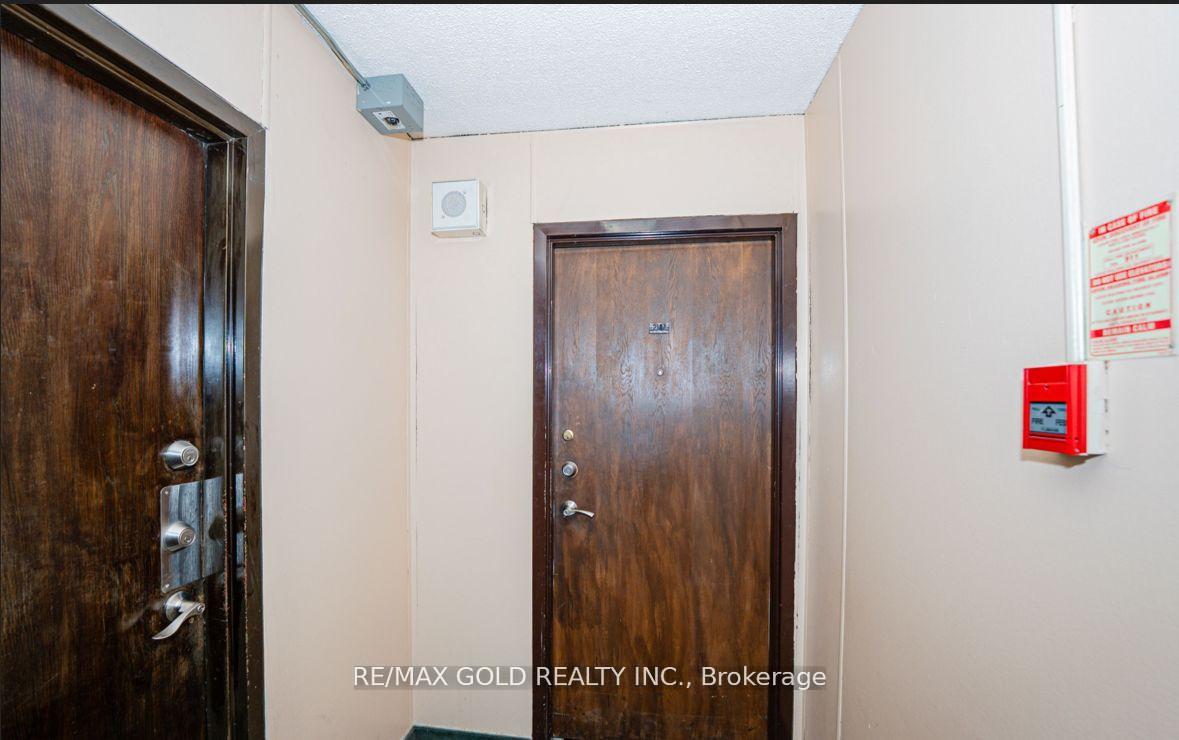 Photo 7 of Unit 2107, 330 Dixon Road, Etobicoke, Kingsview Village-The Westway — HOMEH