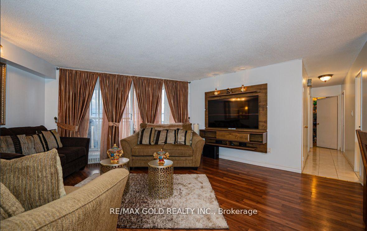 Photo 12 of Unit 2107, 330 Dixon Road, Etobicoke, Kingsview Village-The Westway — HOMEH