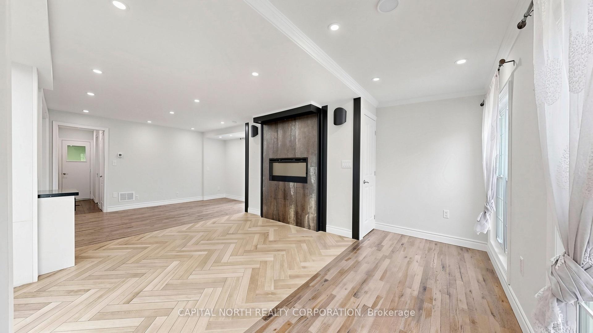 Photo 9 of 64 Machell Avenue, Aurora, Aurora Village — HOMEH