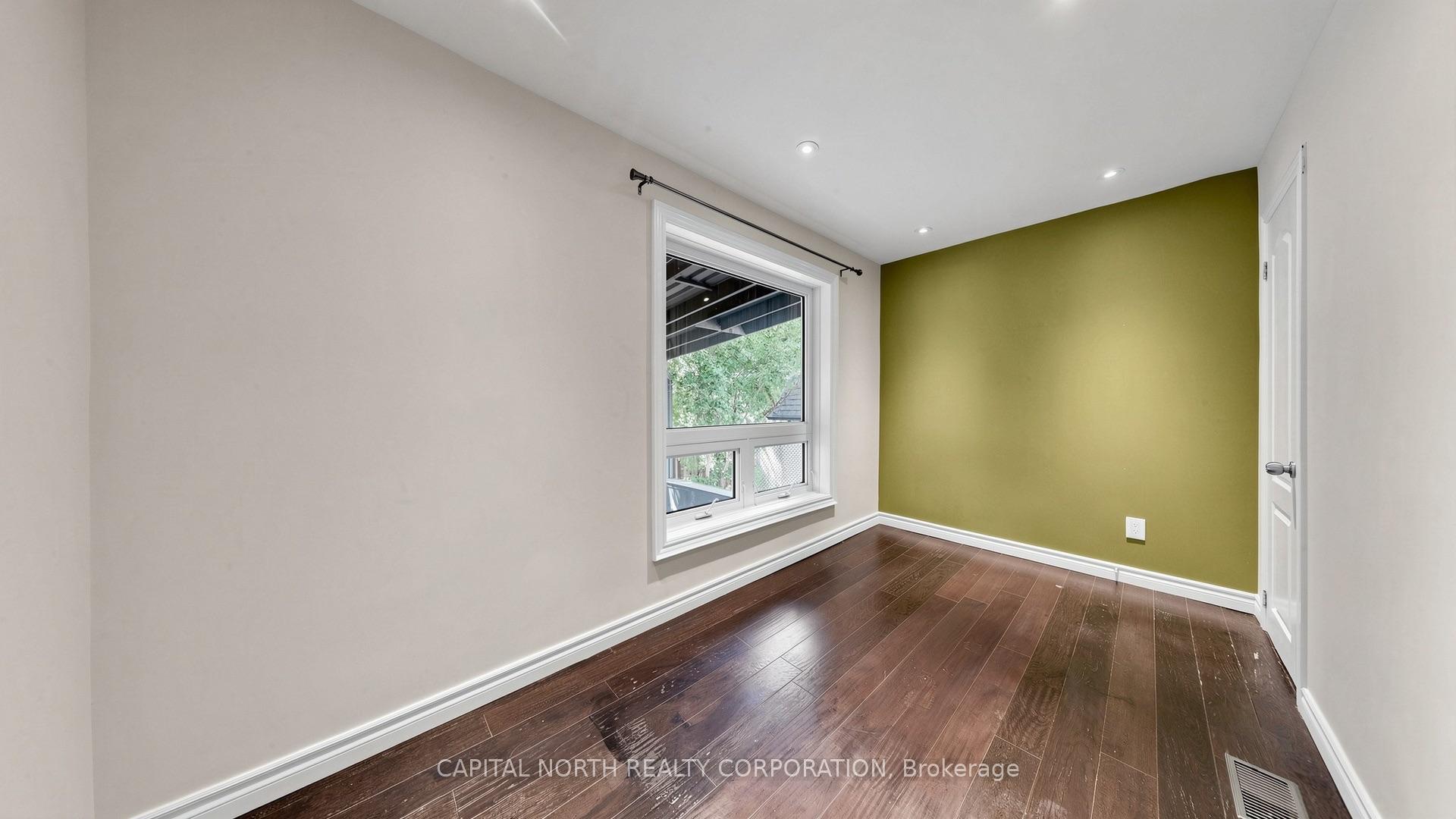 Photo 14 of 64 Machell Avenue, Aurora, Aurora Village — HOMEH