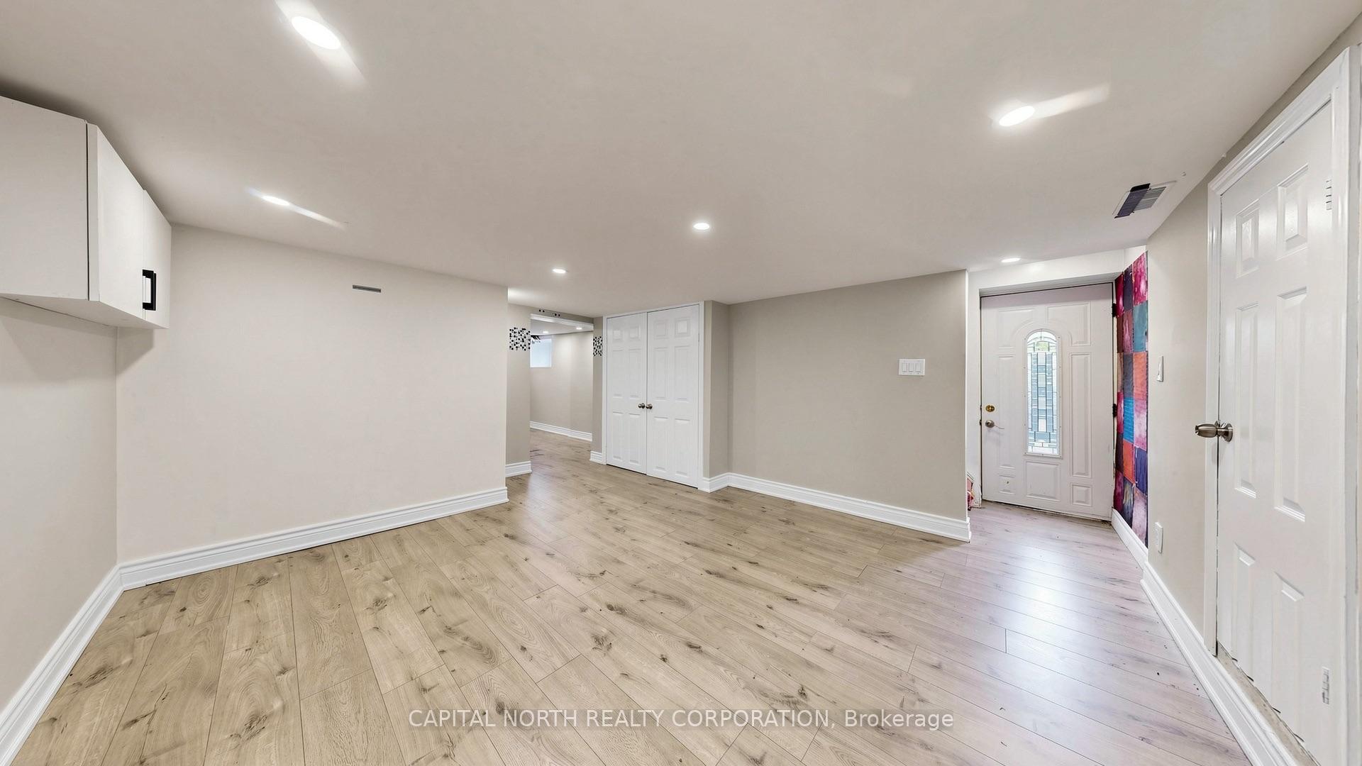 Photo 27 of 64 Machell Avenue, Aurora, Aurora Village — HOMEH