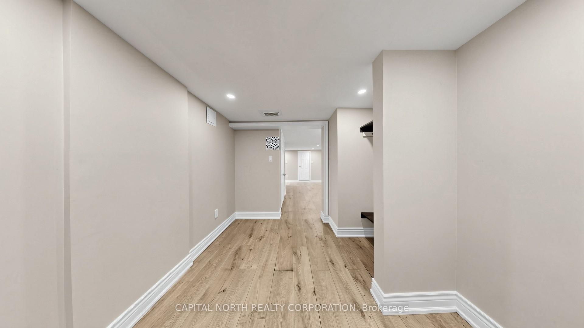 Photo 32 of 64 Machell Avenue, Aurora, Aurora Village — HOMEH