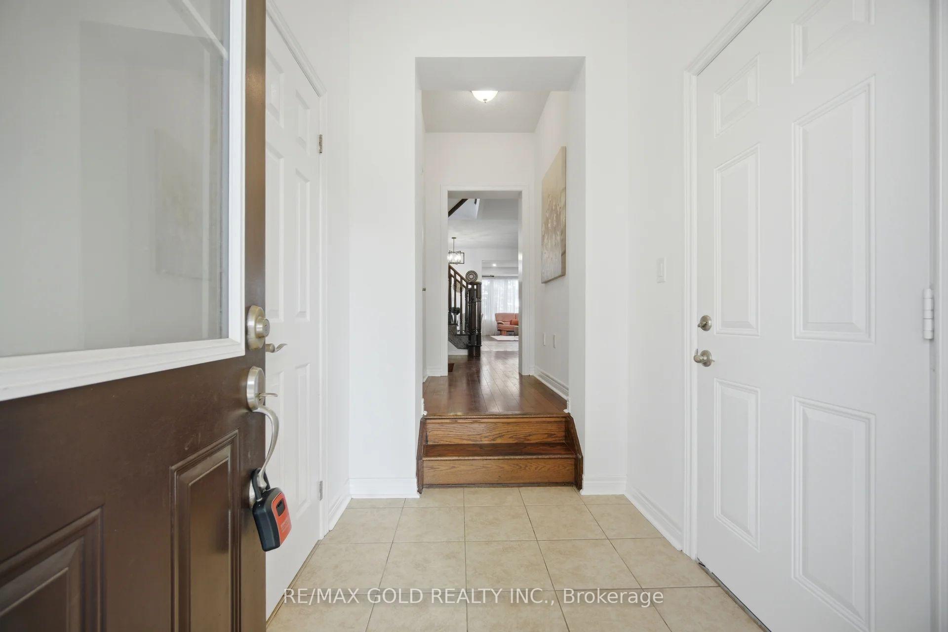 Photo 6 of 29 Aspenview Avenue, Caledon, Rural Caledon — HOMEH