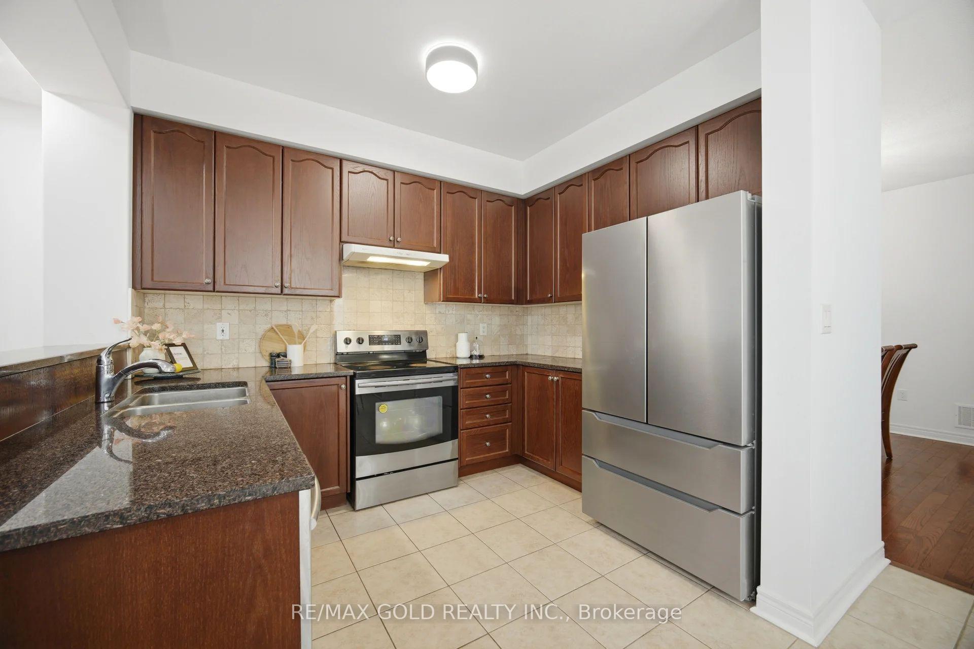 Photo 12 of 29 Aspenview Avenue, Caledon, Rural Caledon — HOMEH