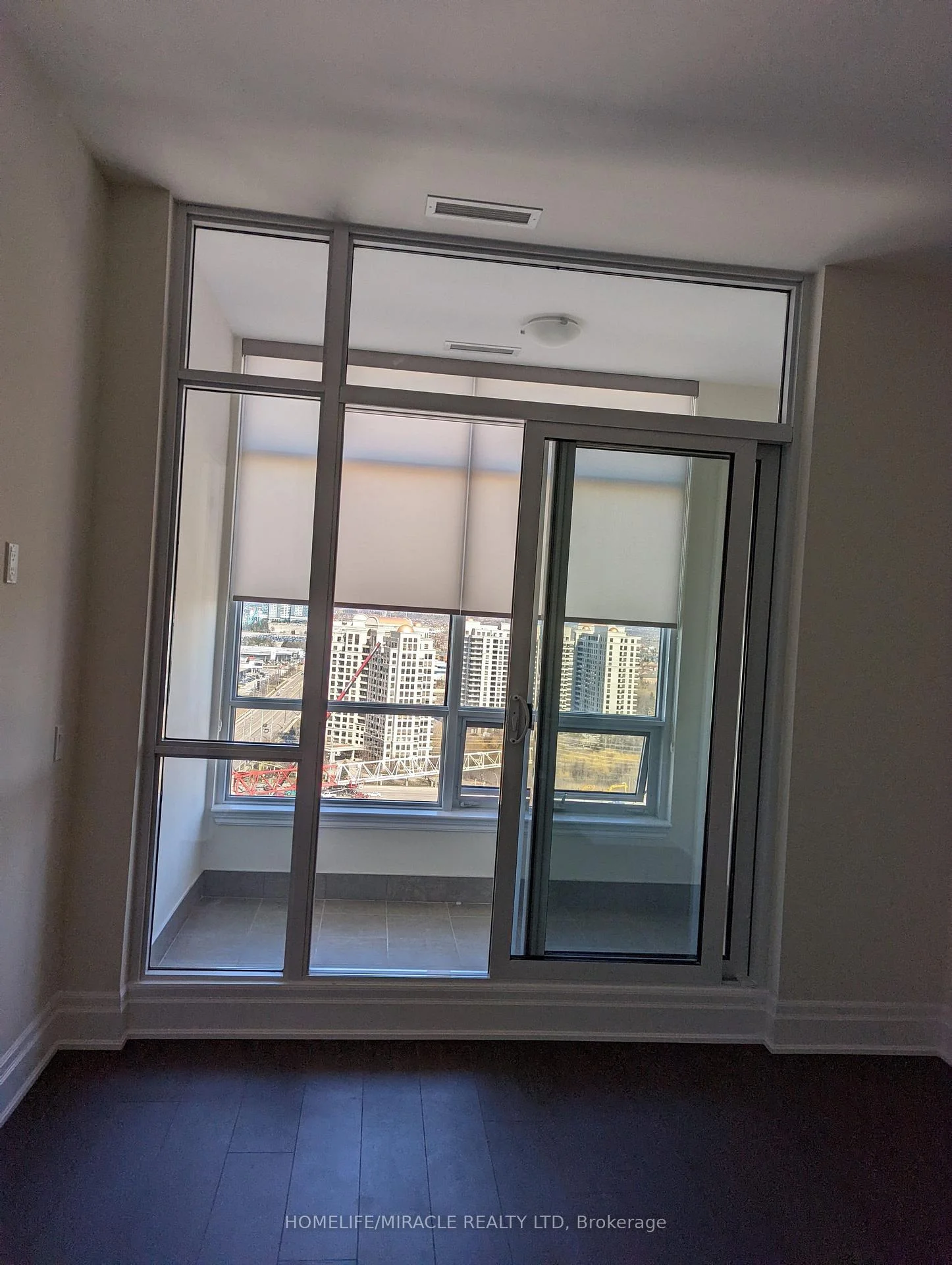 Photo 5 of Unit PH02, 9085 Jane Street, Vaughan, Concord — HOMEH