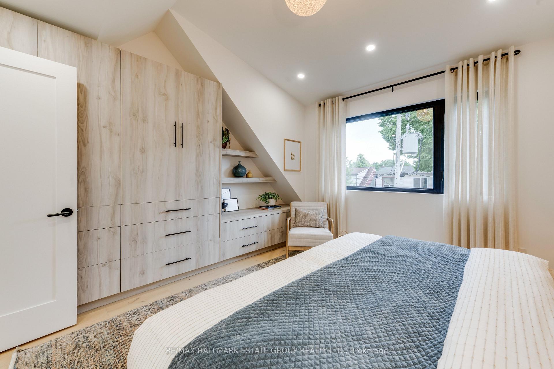 Photo 20 of 664 Rhodes Avenue, Toronto, Greenwood-Coxwell — HOMEH