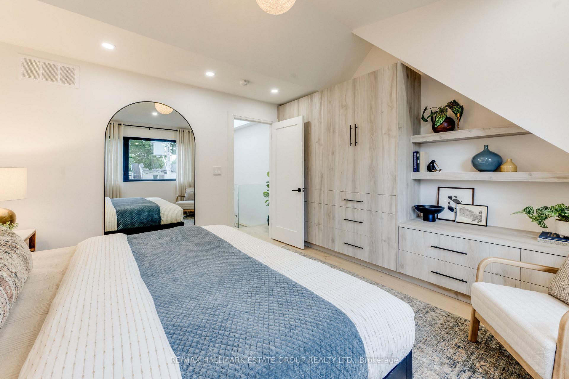 Photo 22 of 664 Rhodes Avenue, Toronto, Greenwood-Coxwell — HOMEH