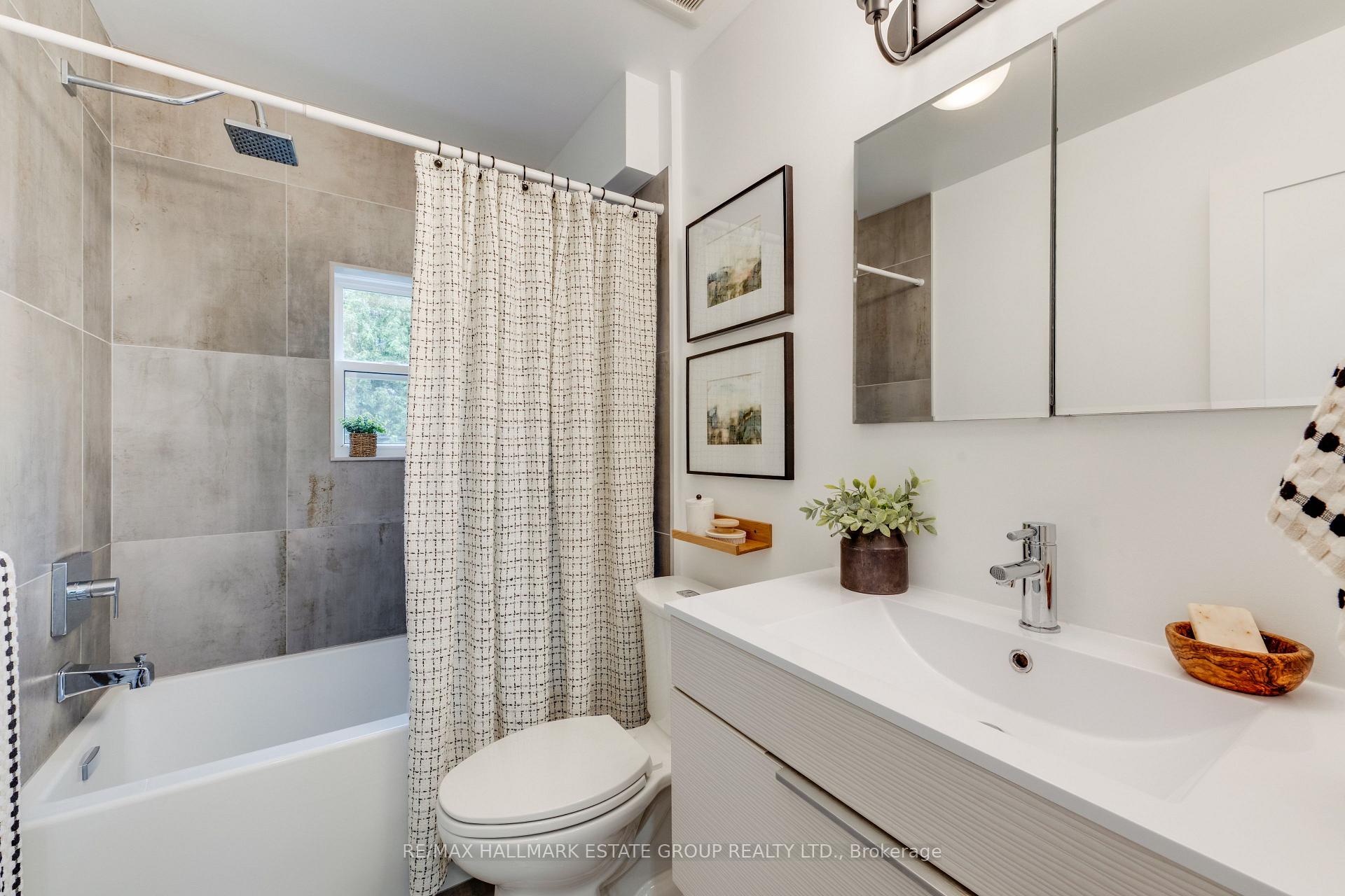 Photo 23 of 664 Rhodes Avenue, Toronto, Greenwood-Coxwell — HOMEH