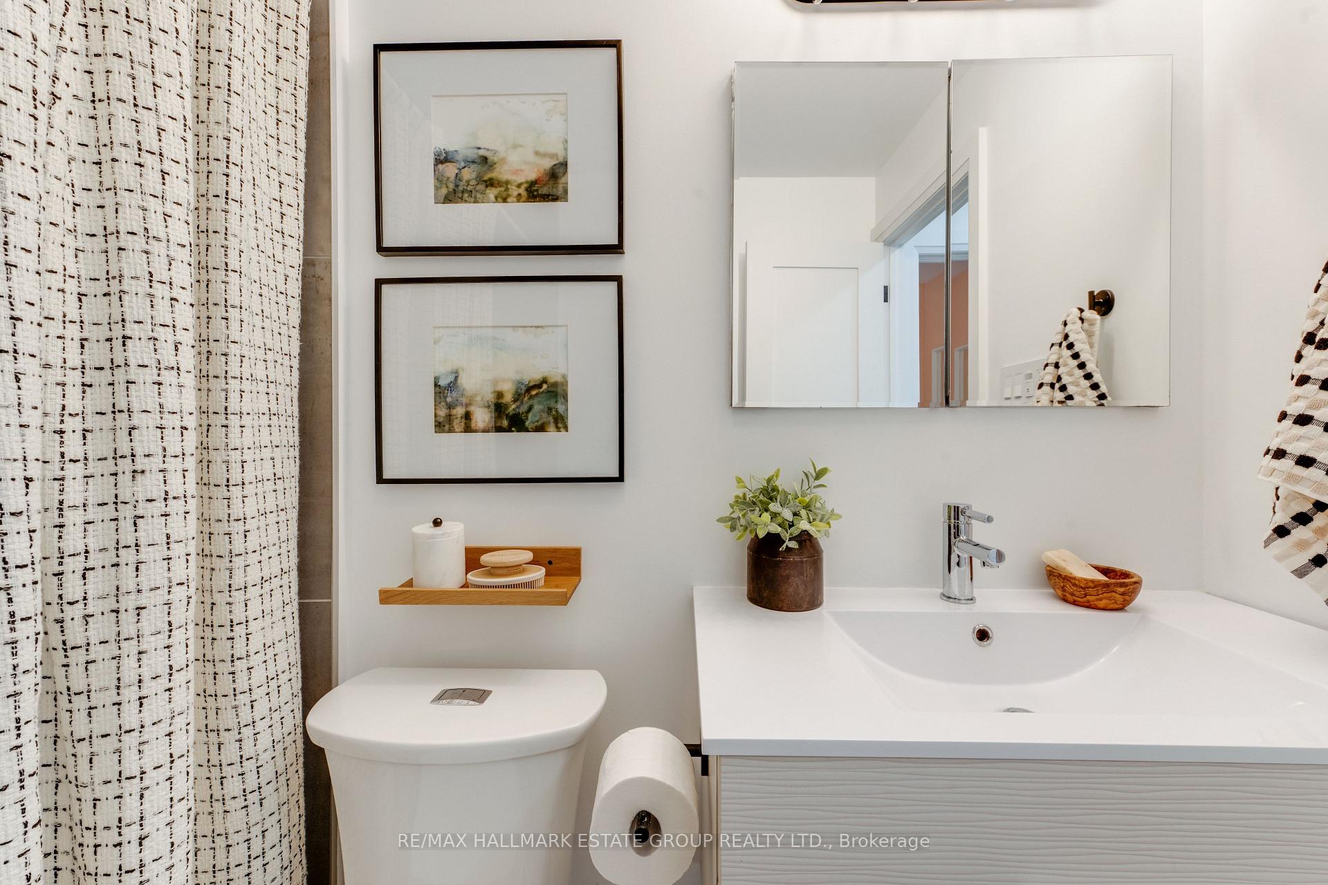 Photo 25 of 664 Rhodes Avenue, Toronto, Greenwood-Coxwell — HOMEH