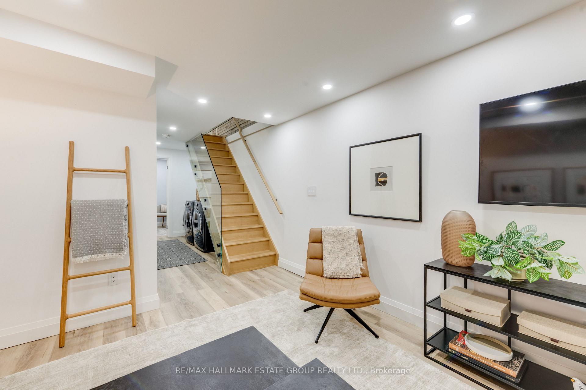 Photo 35 of 664 Rhodes Avenue, Toronto, Greenwood-Coxwell — HOMEH