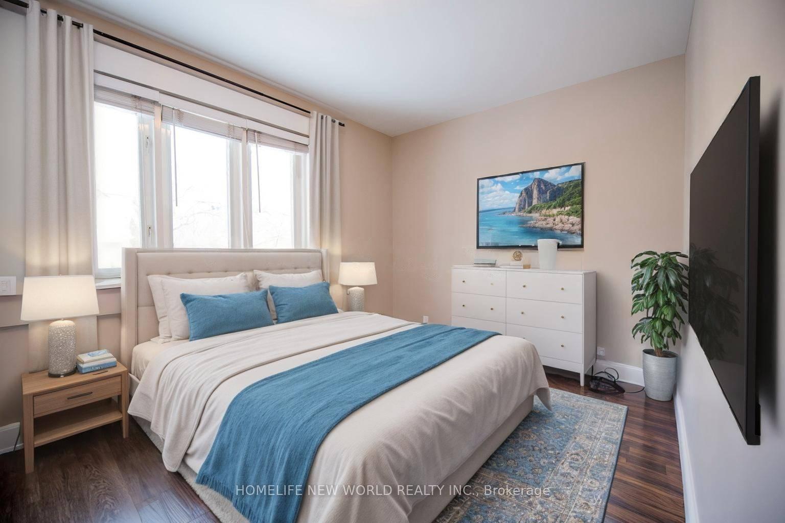 Photo 6 of Unit 2, 258 Kenilworth Avenue, Toronto, The Beaches — HOMEH