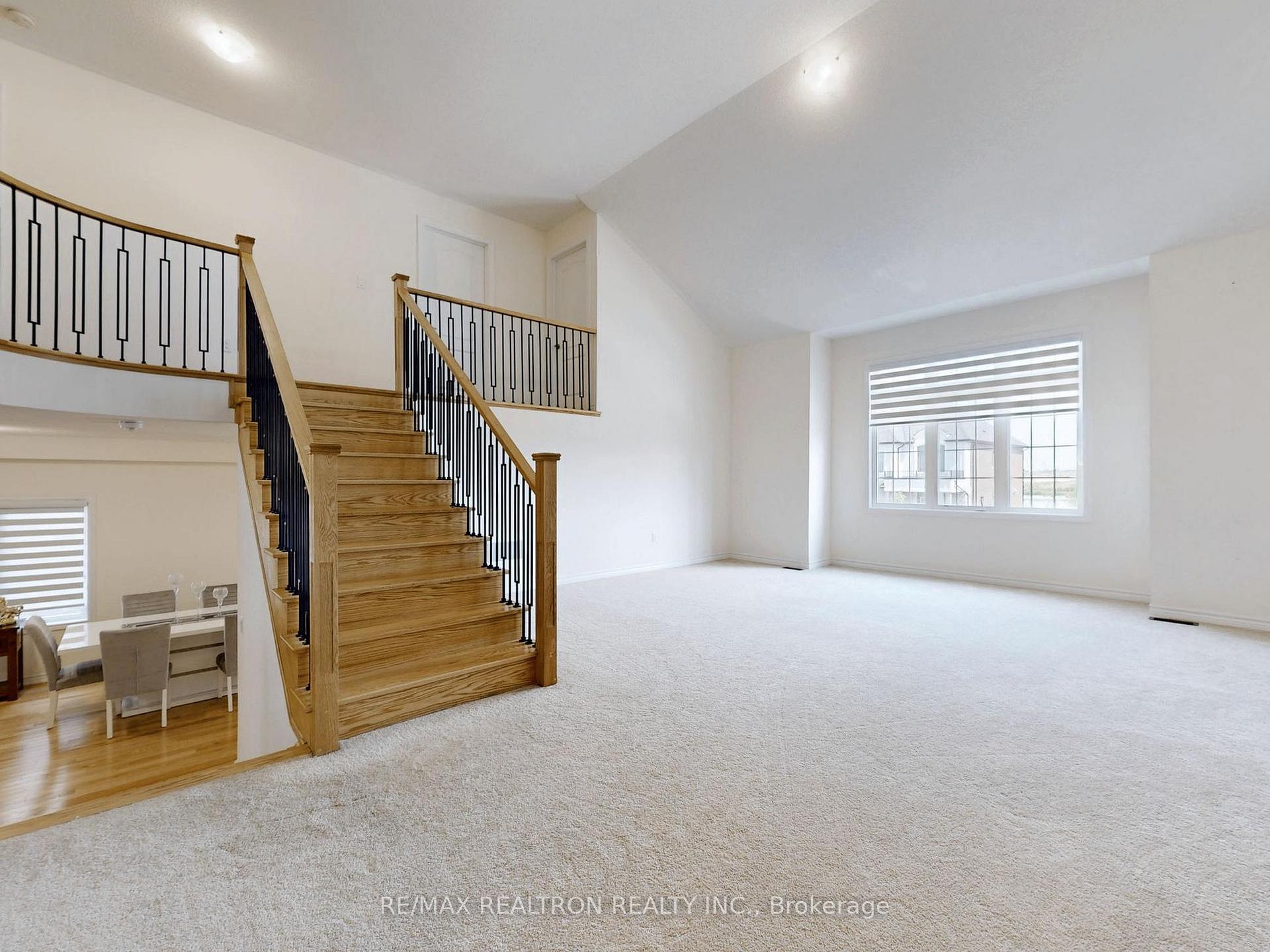 Photo 20 of 362 Danny Wheeler Boulevard, Georgina, Keswick North — HOMEH