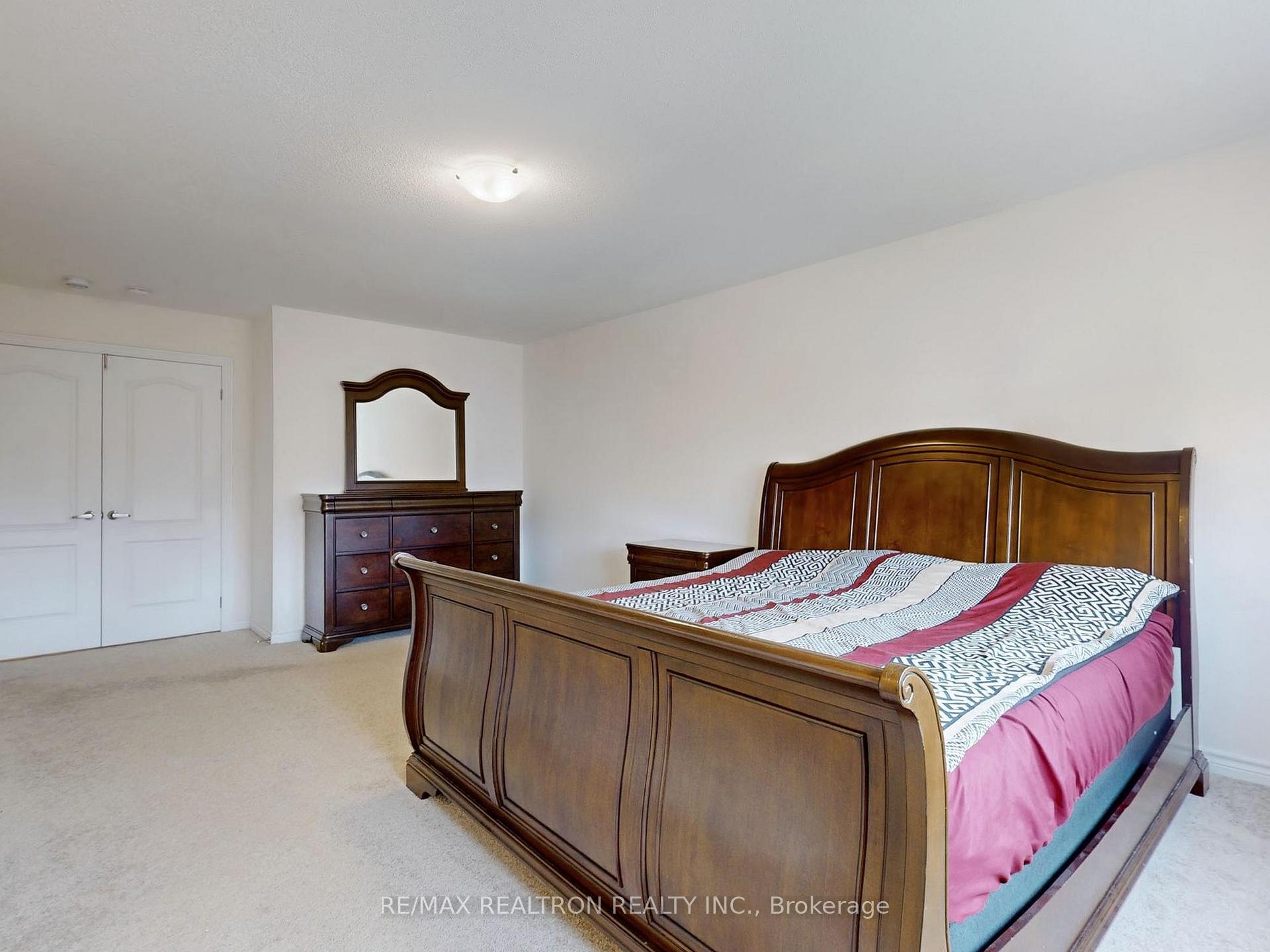 Photo 26 of 362 Danny Wheeler Boulevard, Georgina, Keswick North — HOMEH