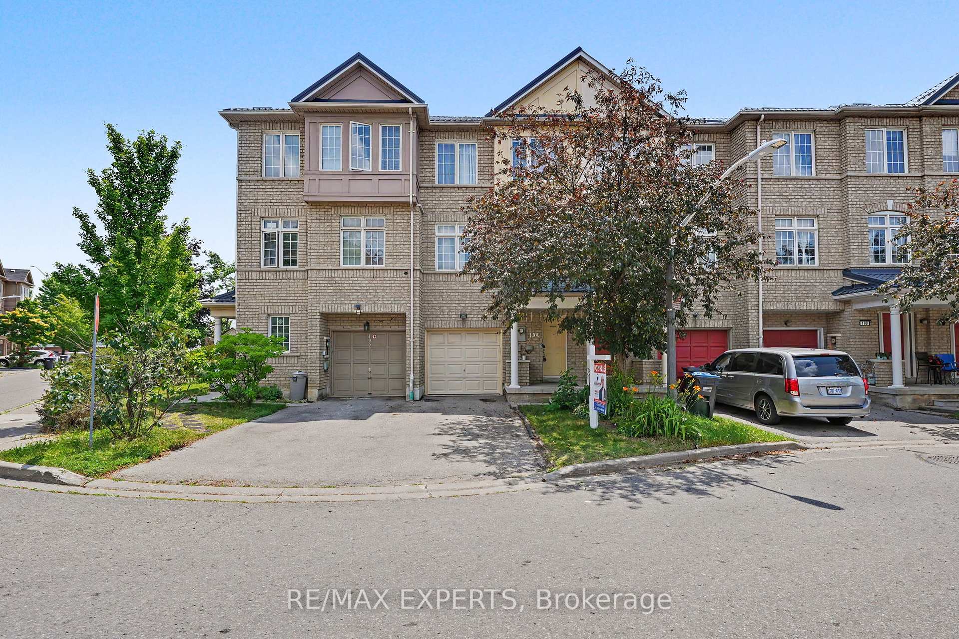 Front of Unit 194, 7035 Rexwood Road