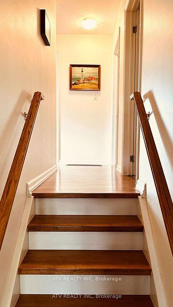 Photo 10 of 696 Balaton Avenue, Pickering, Bay Ridges — HOMEH