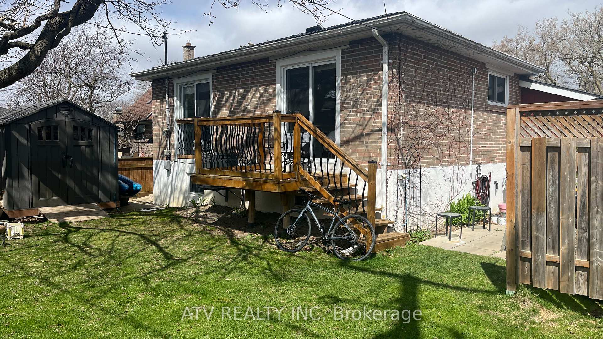 Photo 15 of 696 Balaton Avenue, Pickering, Bay Ridges — HOMEH