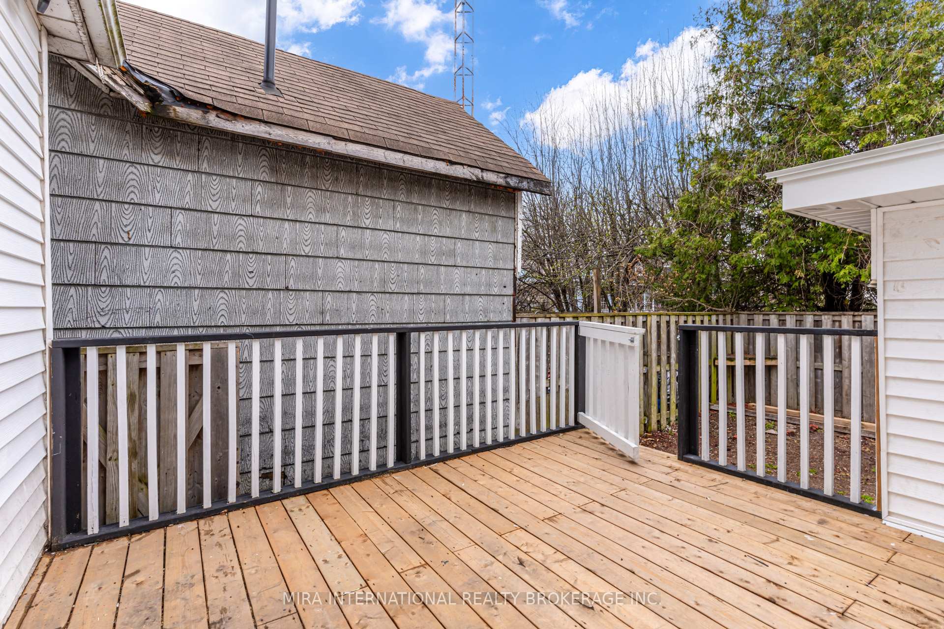 Photo 20 of Unit B, 495 Ferguson Avenue, Hamilton, North End — HOMEH