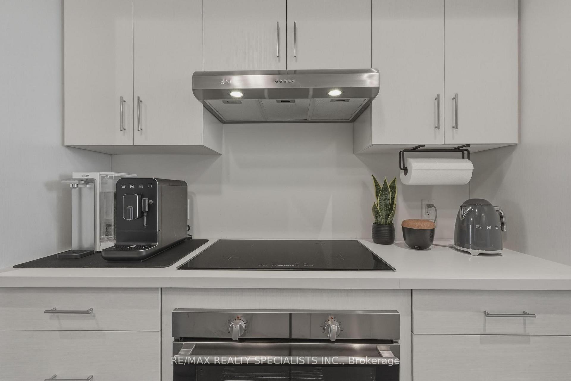 Photo 12 of Unit 27, 348 Wheat Boom Drive, Oakville, Joshua Meadows — HOMEH