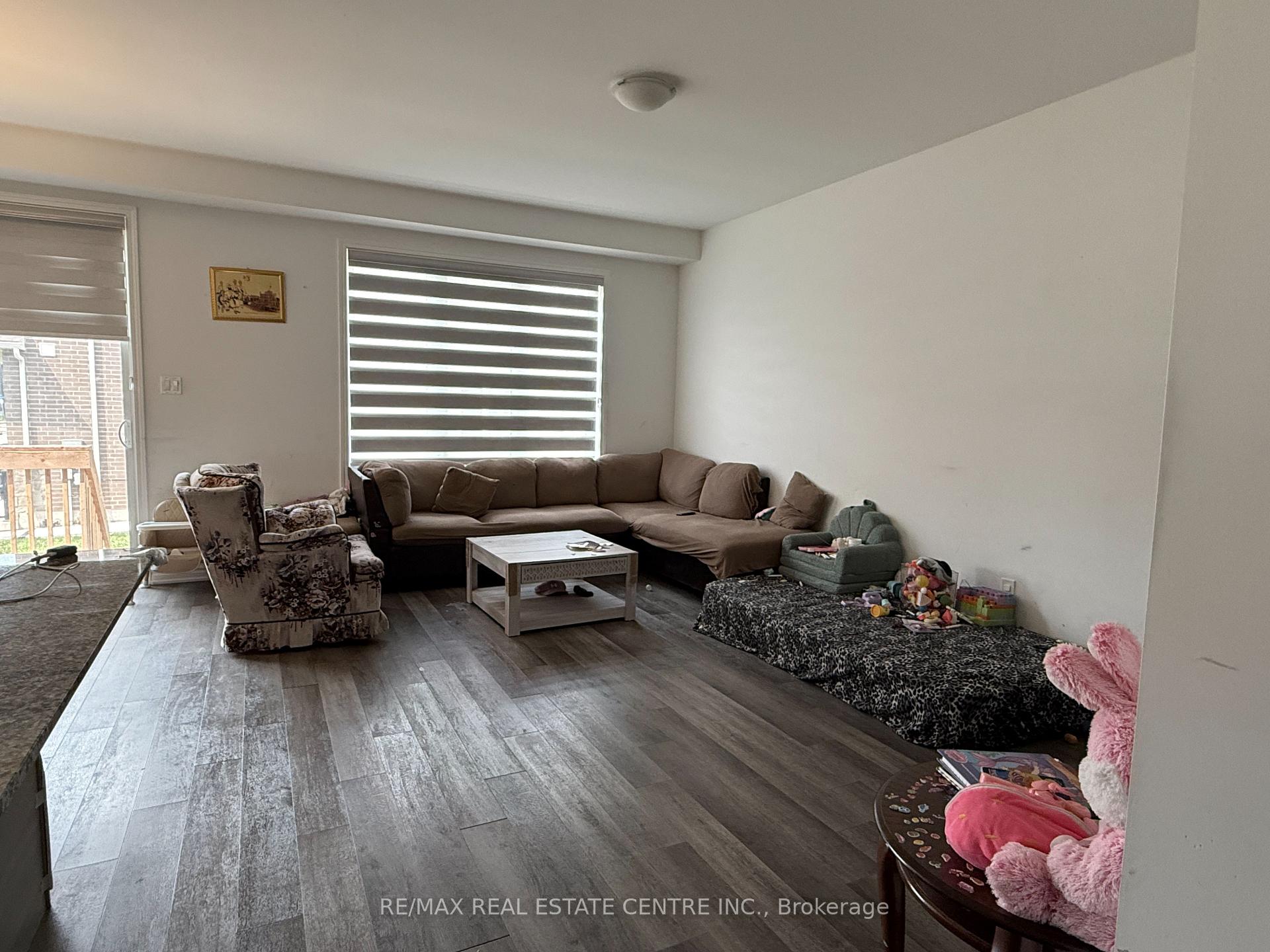 Photo 8 of 219 Histand Trail, Kitchener, Highland West — HOMEH