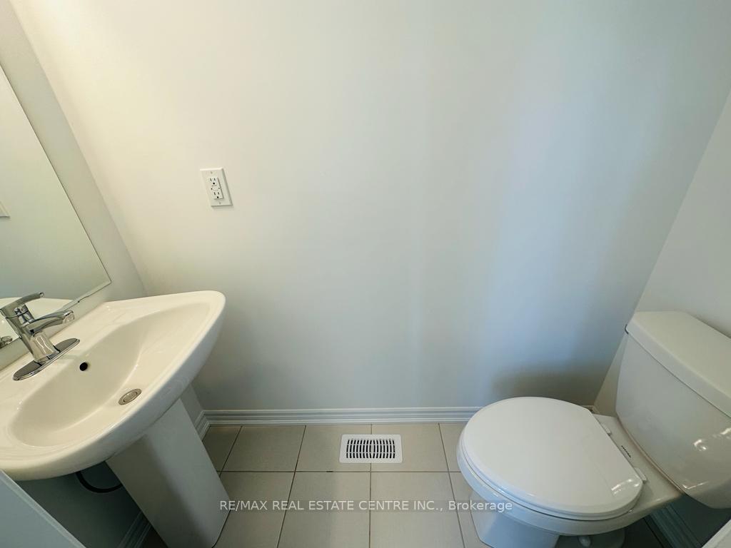 Photo 9 of 219 Histand Trail, Kitchener, Highland West — HOMEH