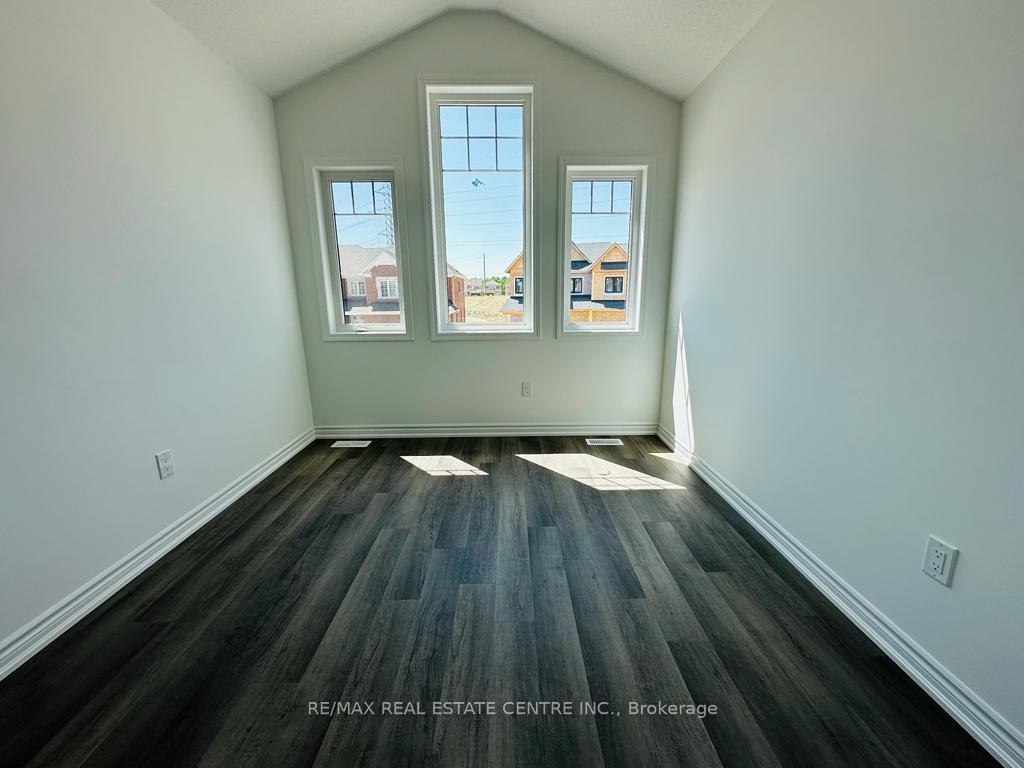 Photo 10 of 219 Histand Trail, Kitchener, Highland West — HOMEH