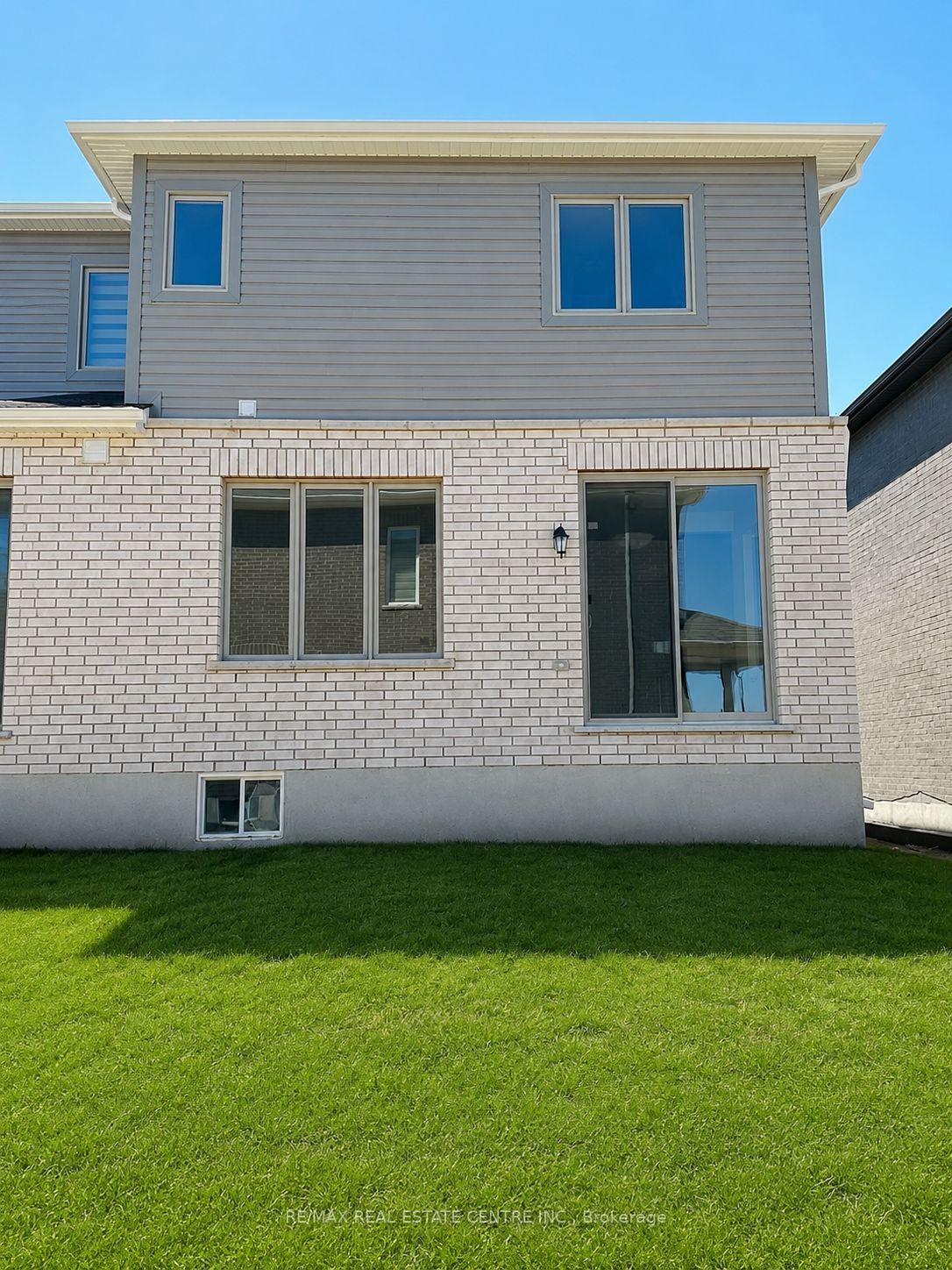 Photo 22 of 219 Histand Trail, Kitchener, Highland West — HOMEH