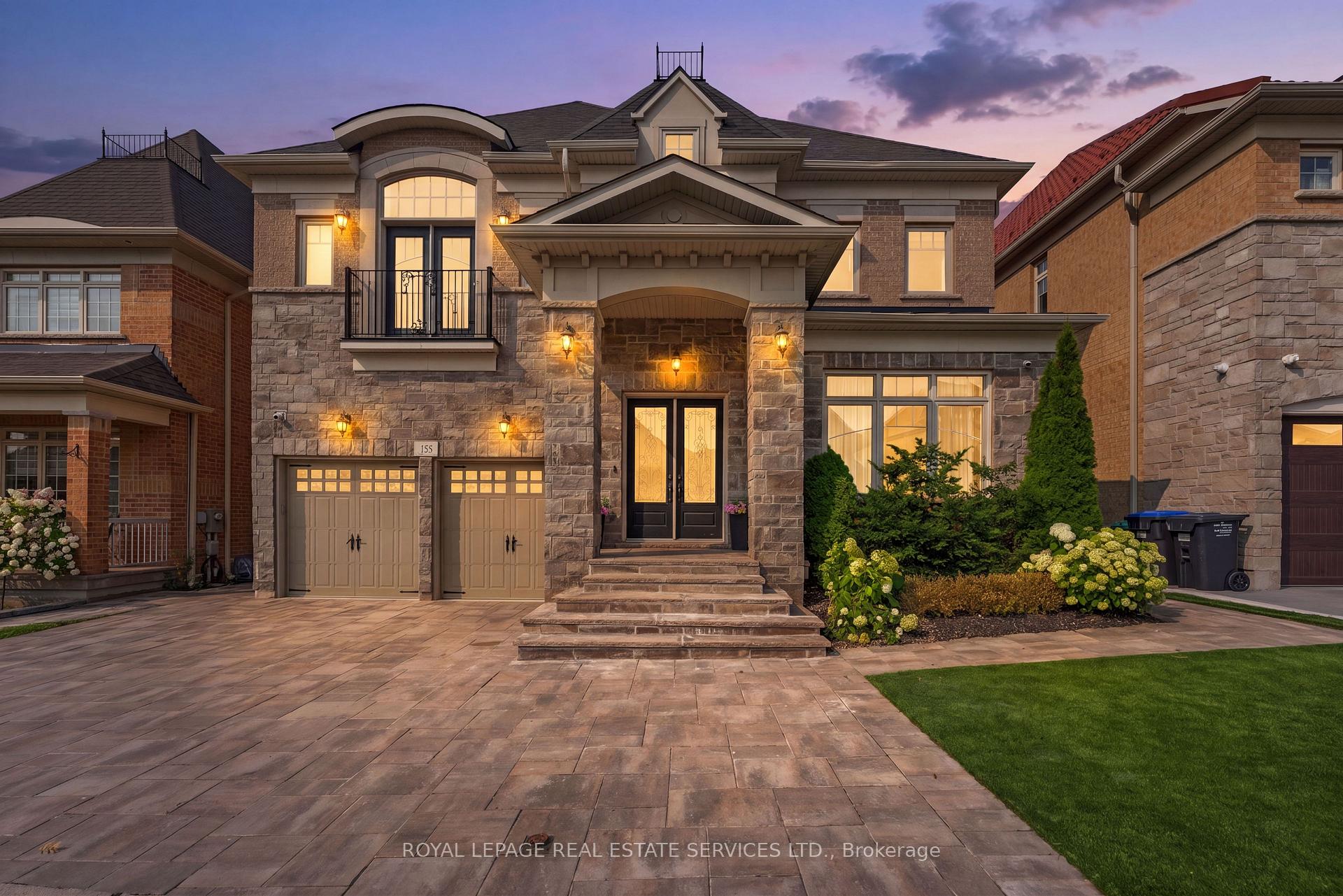 Photo 1 of 118 Coastline Drive, Brampton, Bram West — HOMEH
