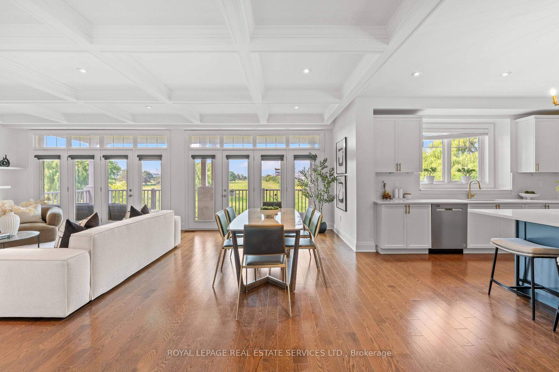 Photo 6 of 118 Coastline Drive, Brampton, Bram West — HOMEH