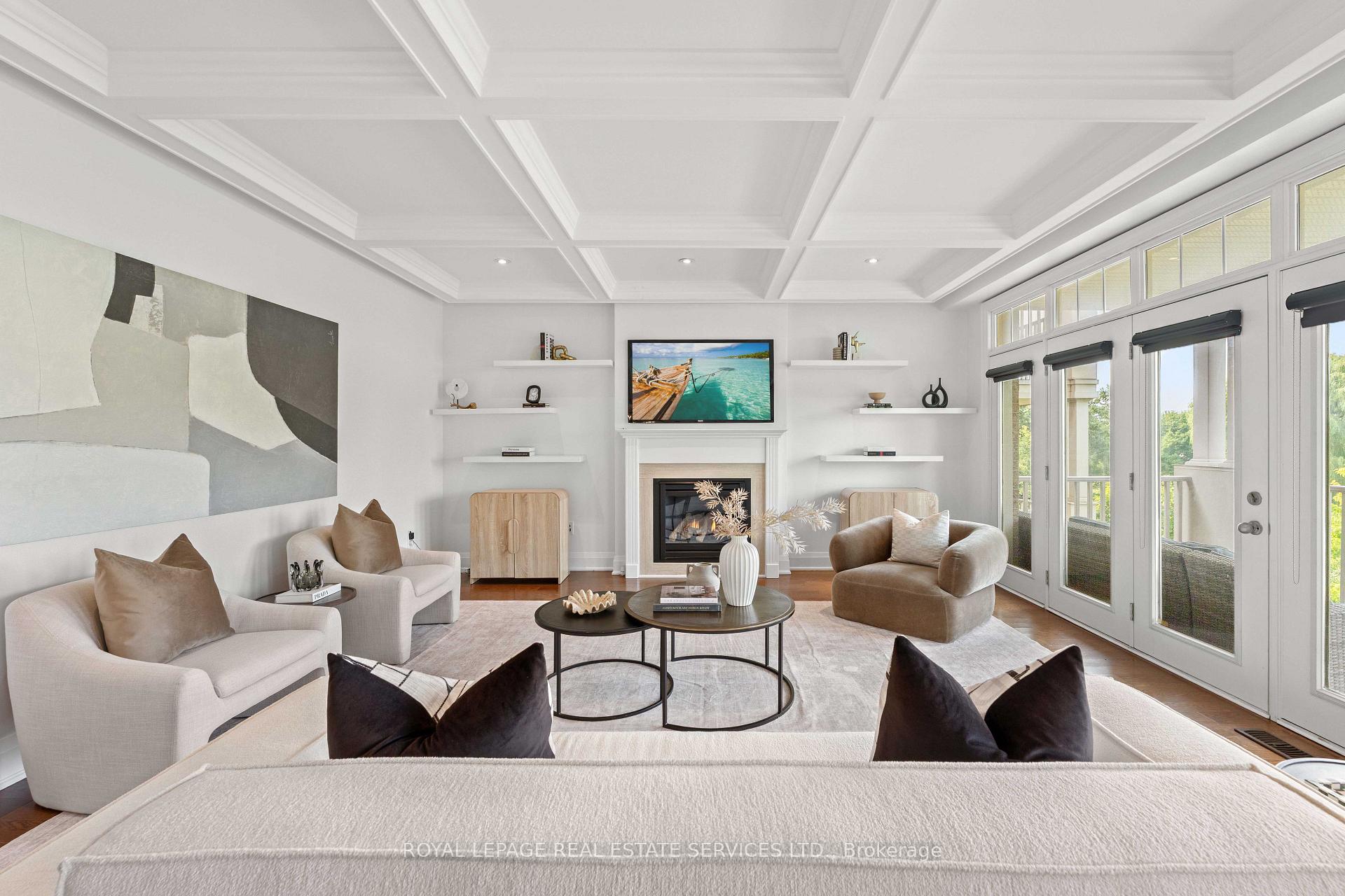 Photo 9 of 118 Coastline Drive, Brampton, Bram West — HOMEH