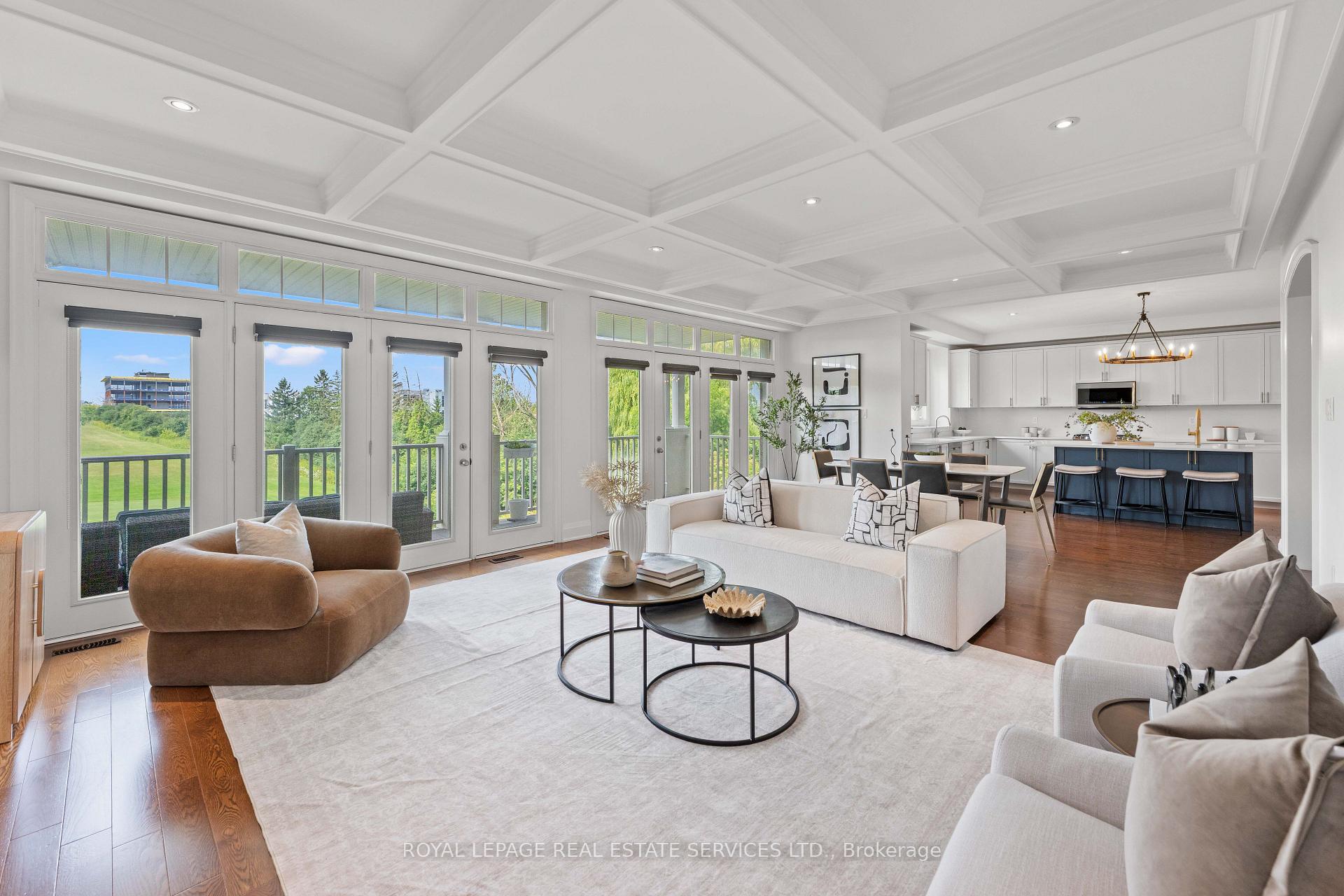 Photo 10 of 118 Coastline Drive, Brampton, Bram West — HOMEH