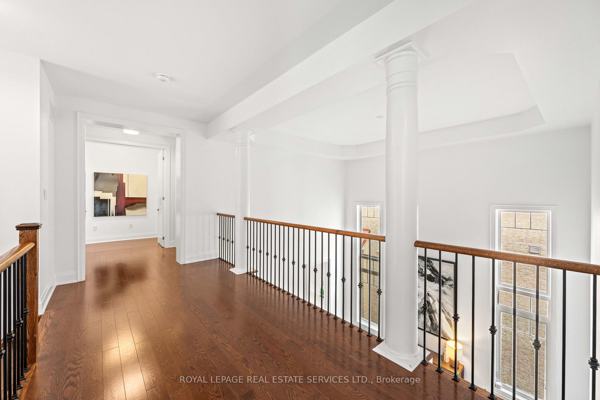 Photo 15 of 118 Coastline Drive, Brampton, Bram West — HOMEH