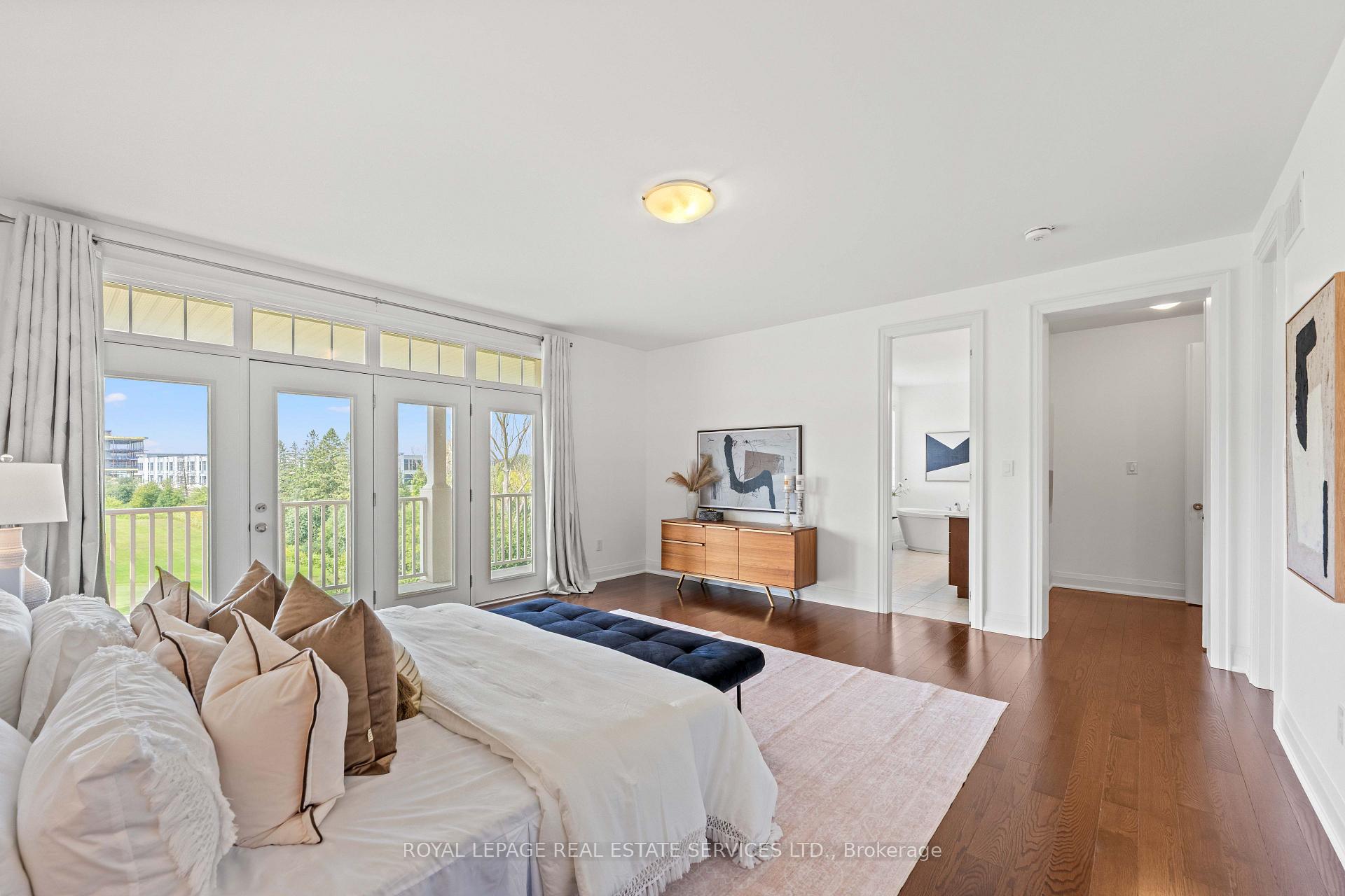 Photo 16 of 118 Coastline Drive, Brampton, Bram West — HOMEH