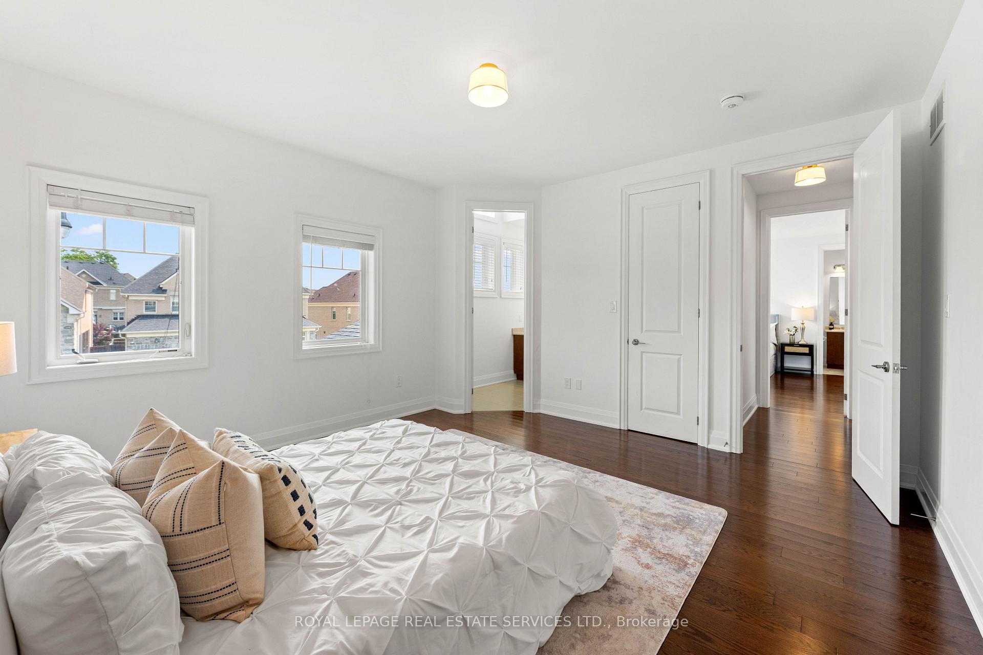 Photo 21 of 118 Coastline Drive, Brampton, Bram West — HOMEH