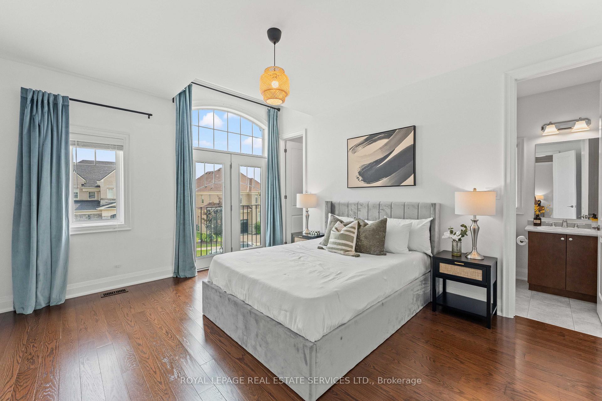 Photo 24 of 118 Coastline Drive, Brampton, Bram West — HOMEH