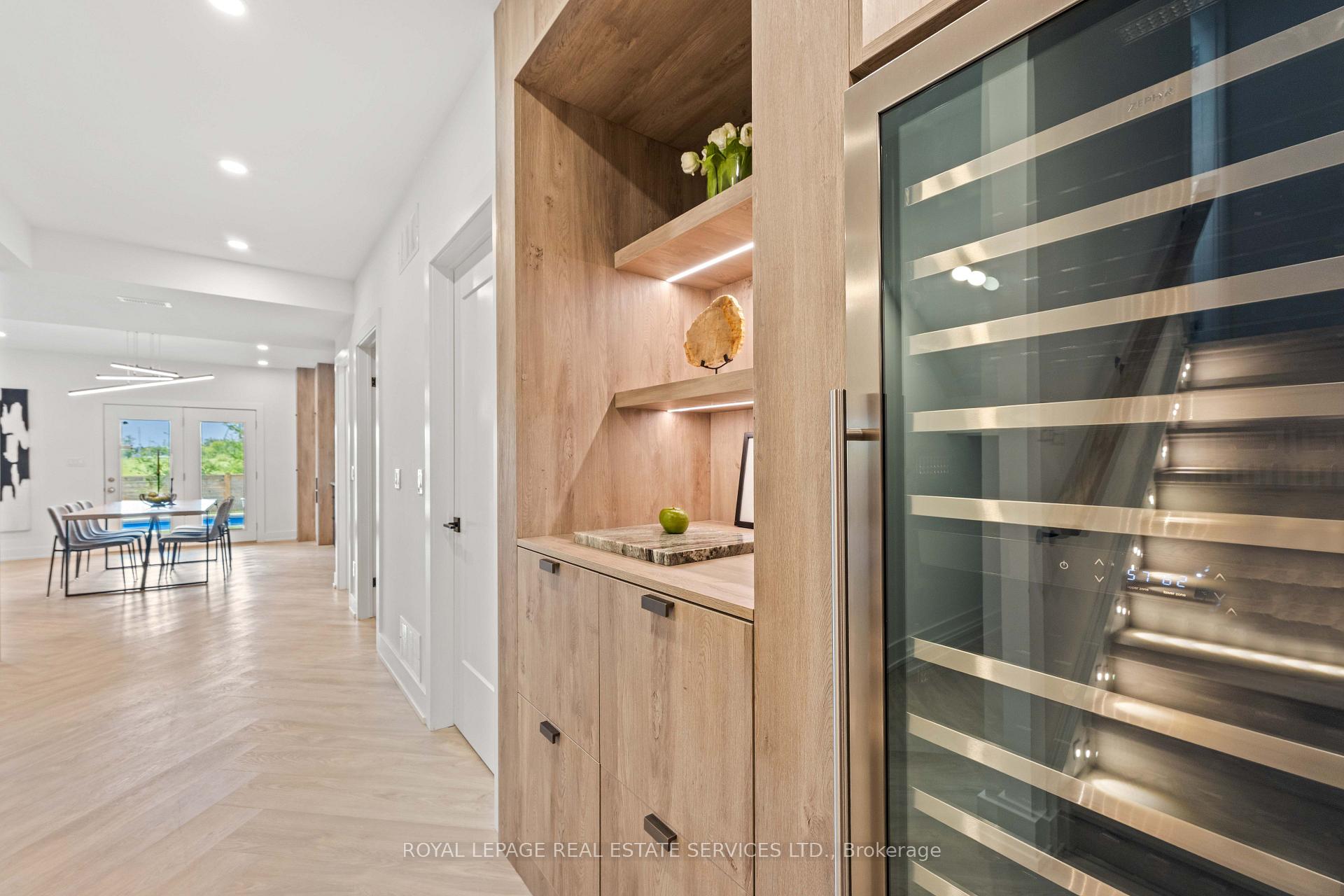 Photo 25 of 118 Coastline Drive, Brampton, Bram West — HOMEH