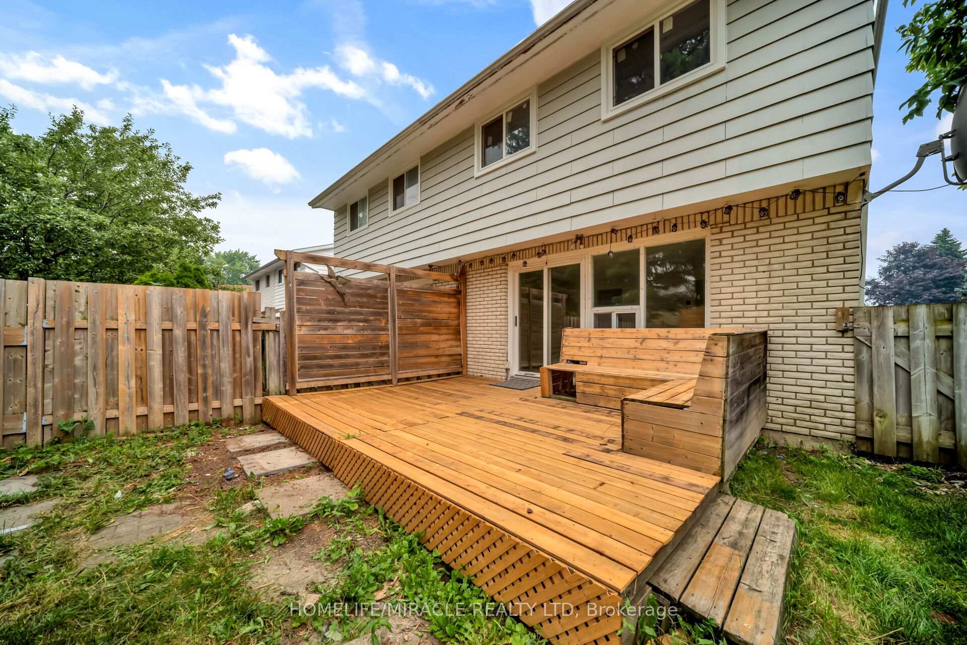 Photo 15 of 53 Burns Drive, Guelph, Riverside Park — HOMEH