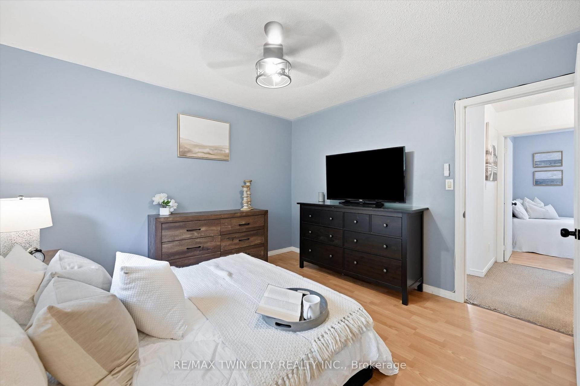 Photo 13 of 24 1/2 Parkview Road, Haldimand — HOMEH