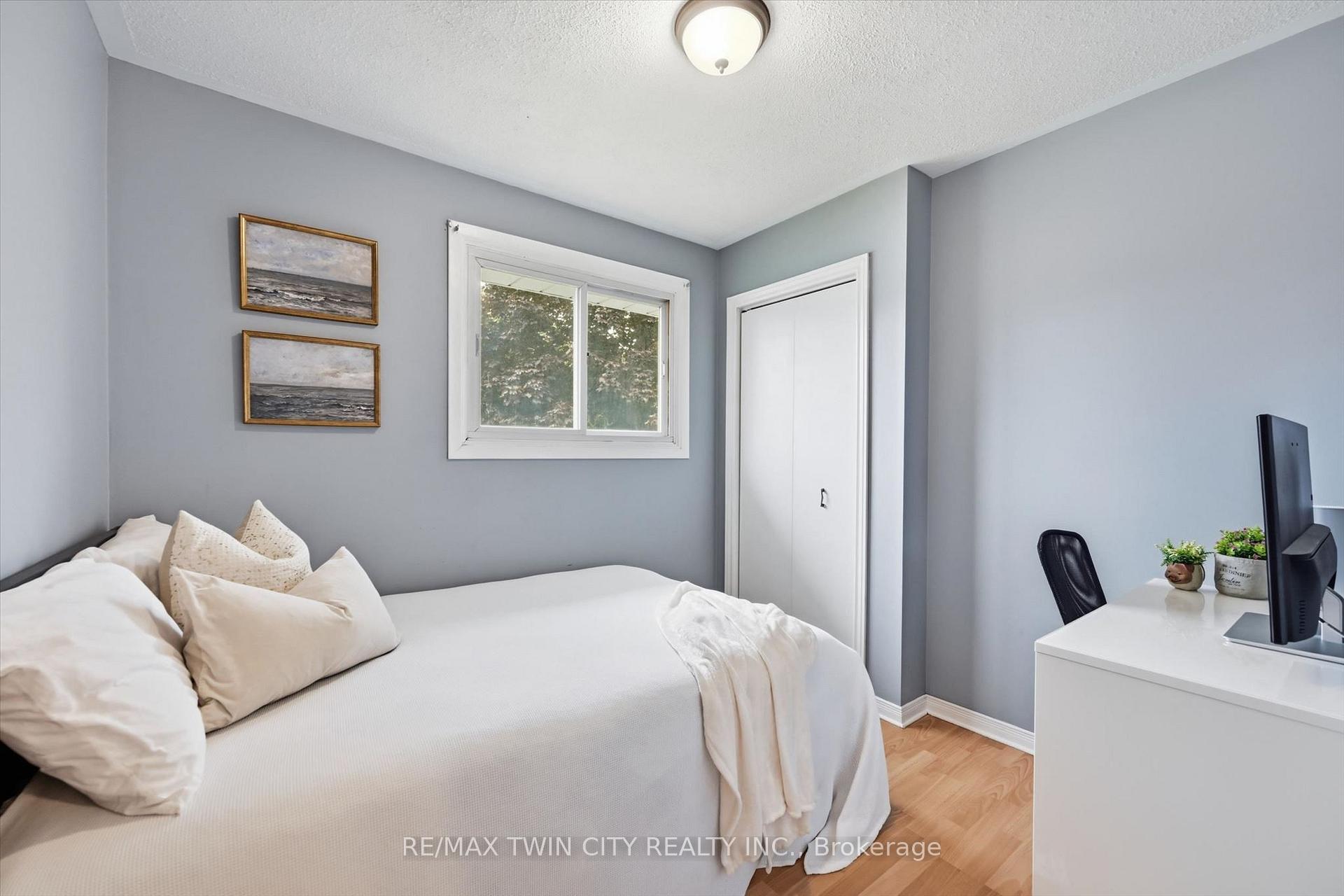 Photo 16 of 24 1/2 Parkview Road, Haldimand — HOMEH