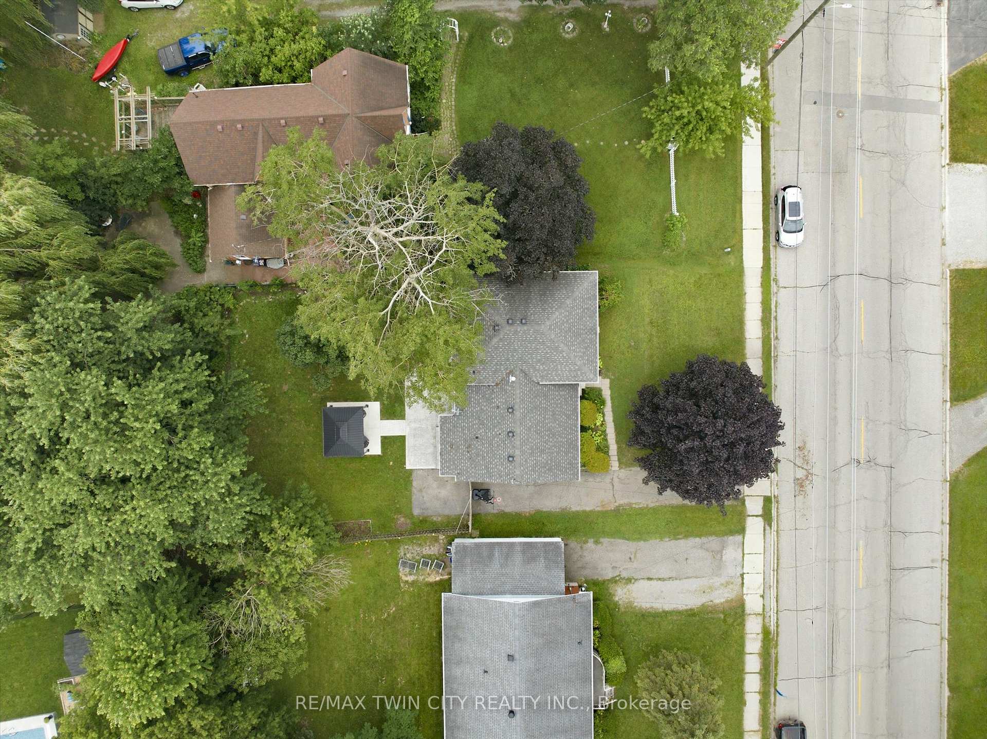 Photo 28 of 24 1/2 Parkview Road, Haldimand — HOMEH