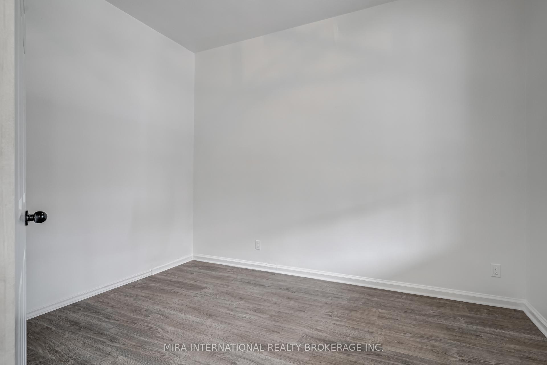 Photo 8 of Unit A, 83 Simcoe Street, Hamilton, North End — HOMEH