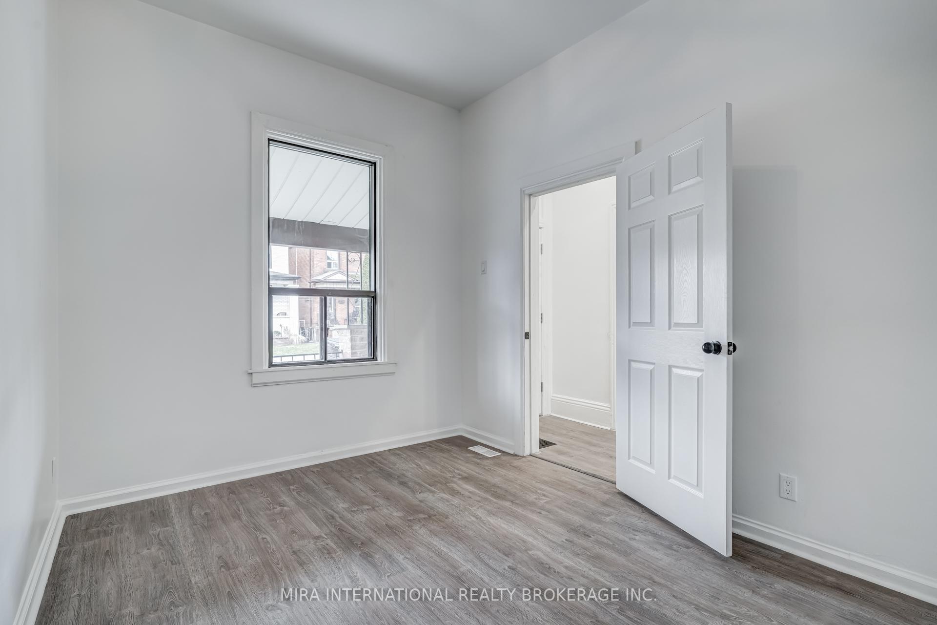 Photo 9 of Unit A, 83 Simcoe Street, Hamilton, North End — HOMEH