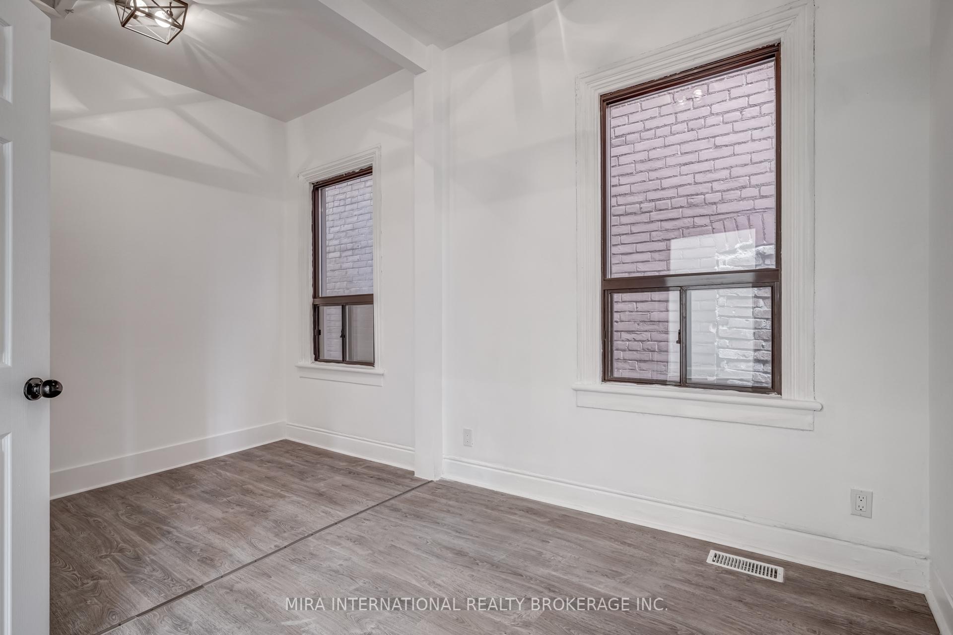 Photo 14 of Unit A, 83 Simcoe Street, Hamilton, North End — HOMEH