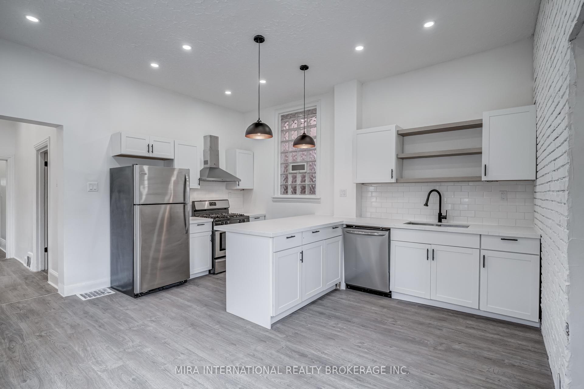 Photo 17 of Unit A, 83 Simcoe Street, Hamilton, North End — HOMEH