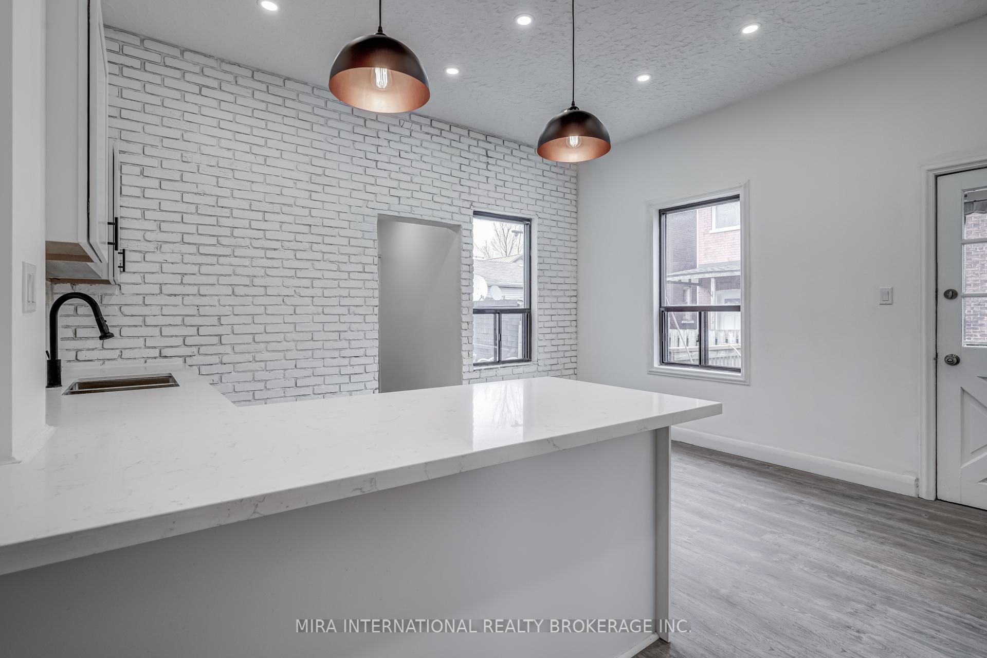 Photo 20 of Unit A, 83 Simcoe Street, Hamilton, North End — HOMEH