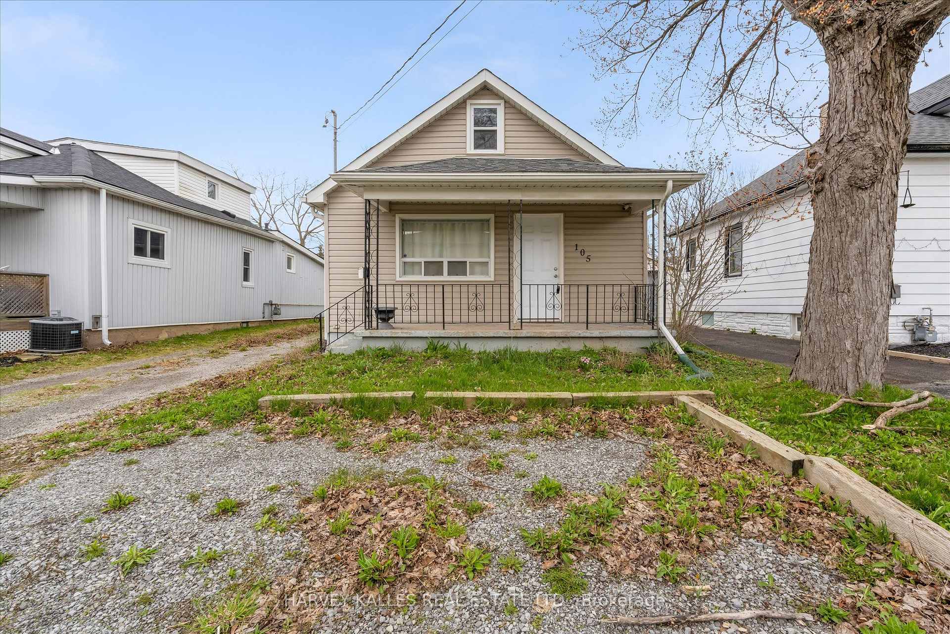 Photo 2 of 105 Ormond Street N, Thorold, Thorold Downtown — HOMEH
