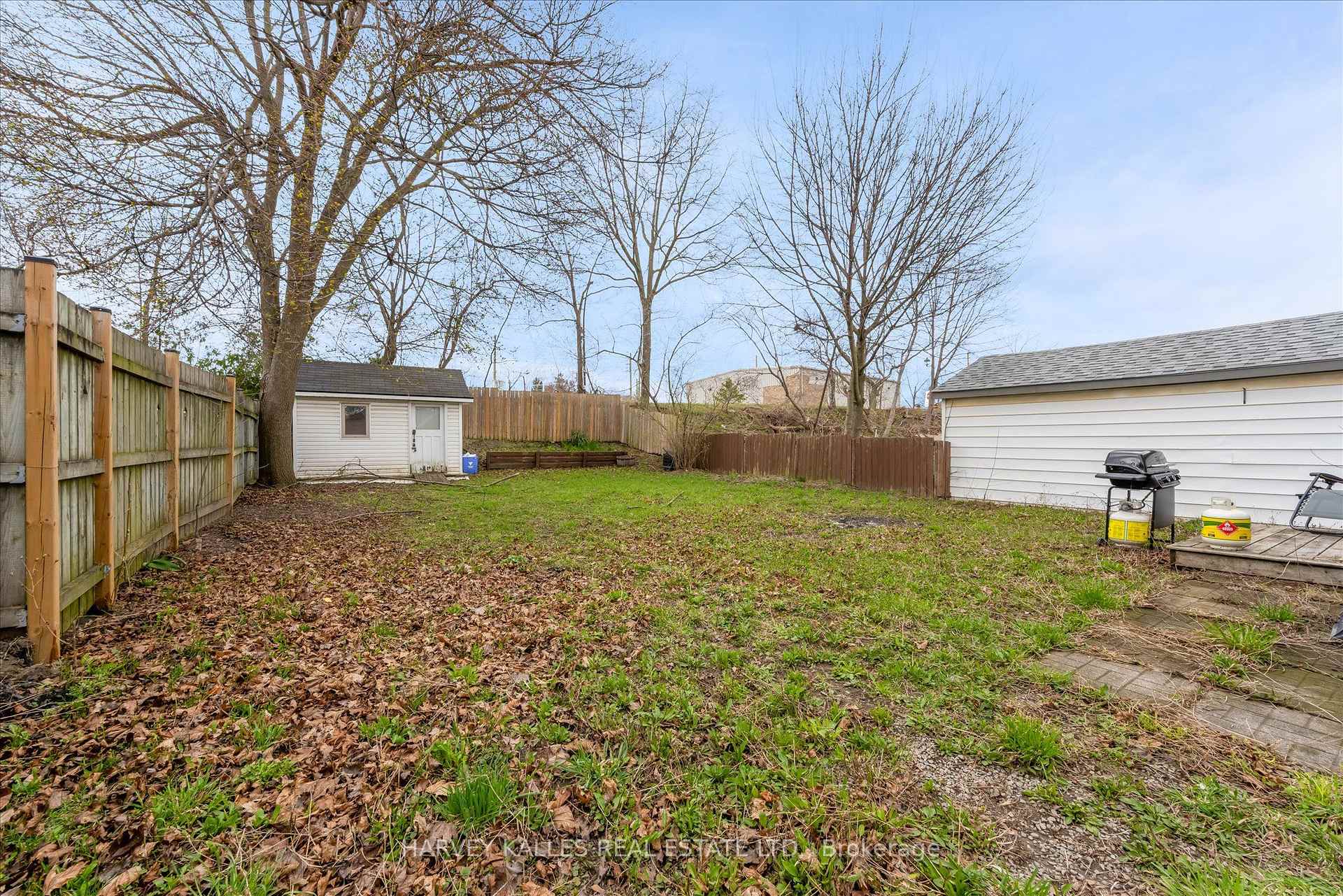 Photo 3 of 105 Ormond Street N, Thorold, Thorold Downtown — HOMEH